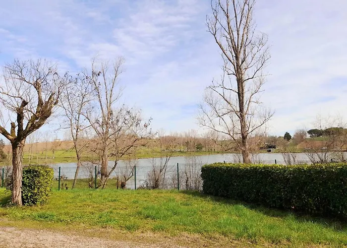 营地 Les Auzerals Du *