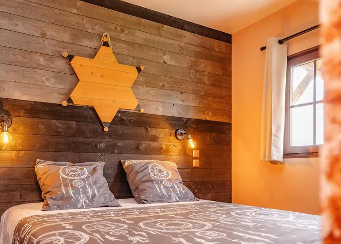 营地 Les Auzerals Du *