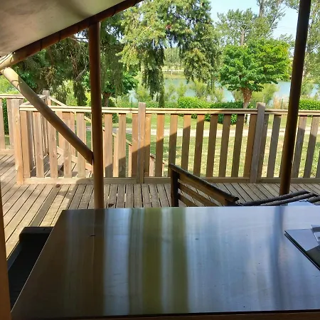 Les Auzerals Du 캠프장 Rabastens