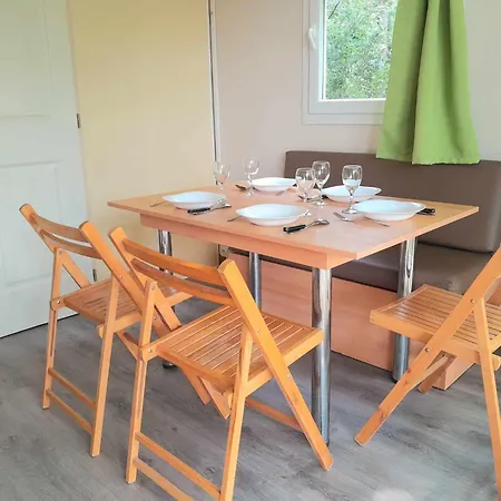 Les Auzerals Du 캠프장