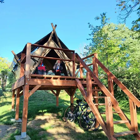 Les Auzerals Du Rabastens