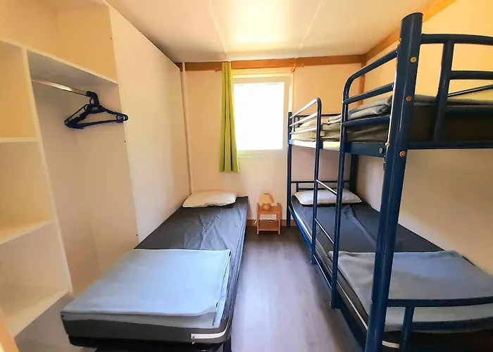 Les Auzerals Du Campingplatz *